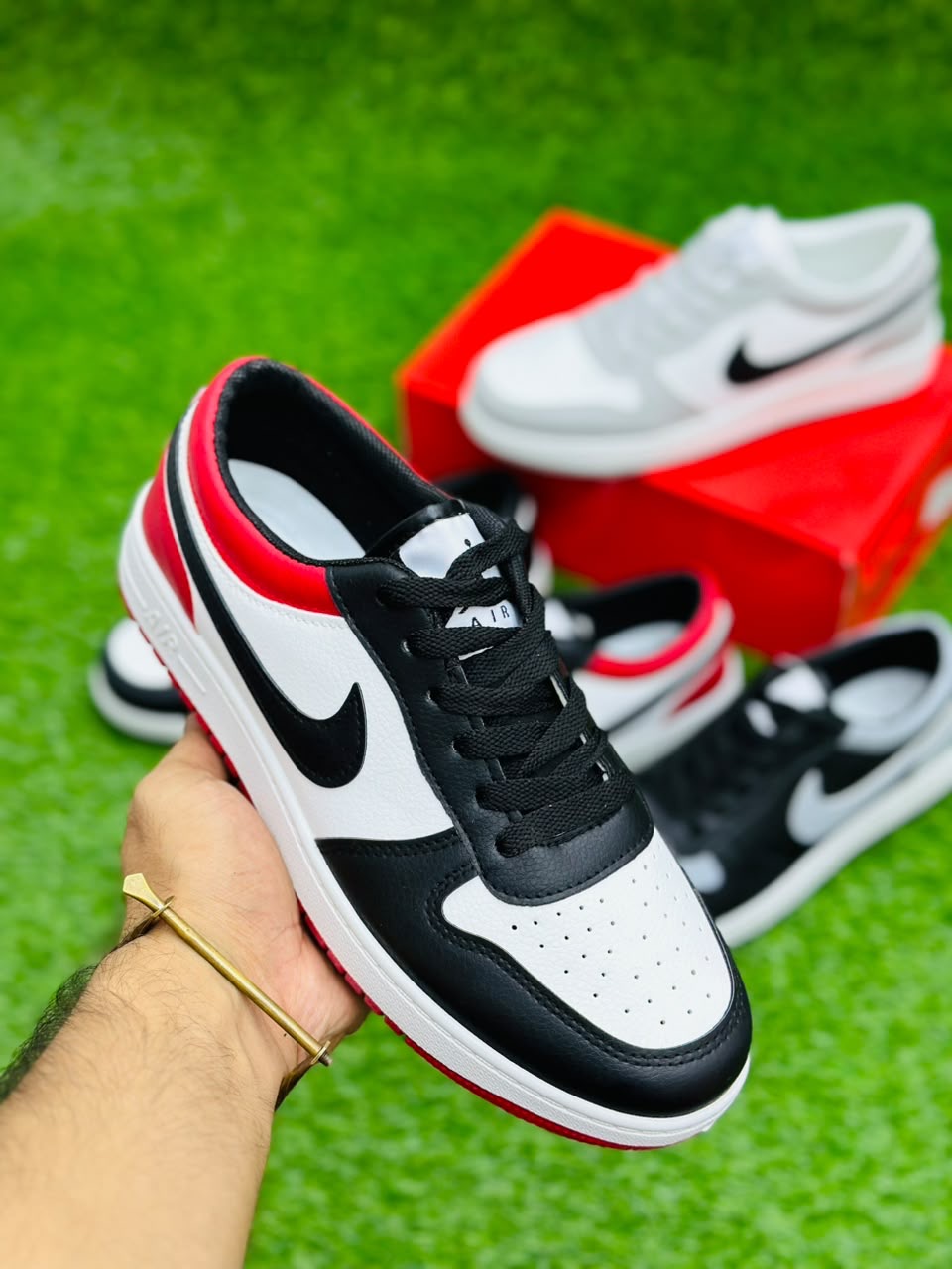 NIKE-AIR JORDAN 1