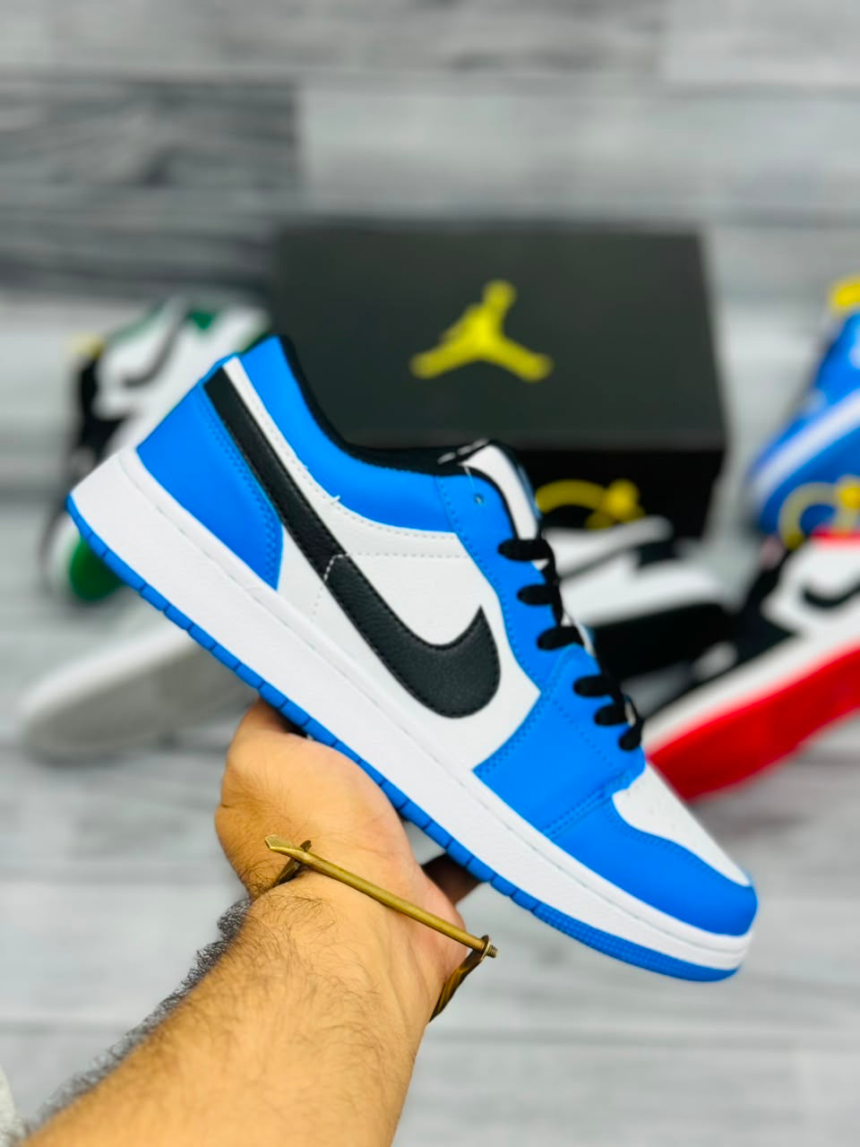 NIKE-AIR JORDAN 1
