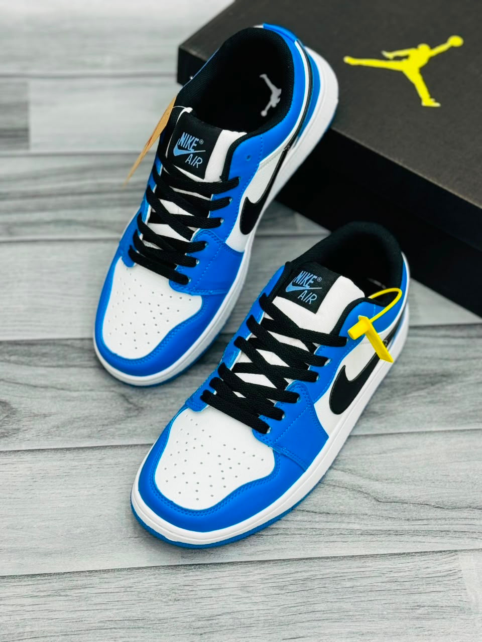 NIKE-AIR JORDAN 1